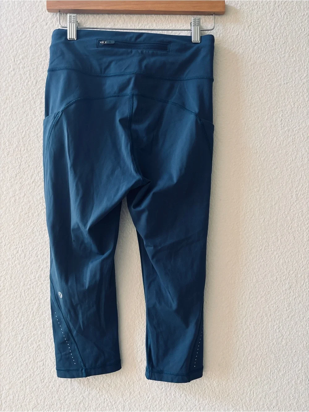 Lululemon Crop Leggings Size 6